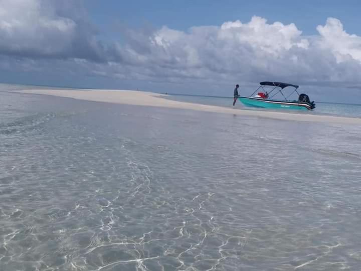 Himandhoo Travel & Stays ภายนอก รูปภาพ
