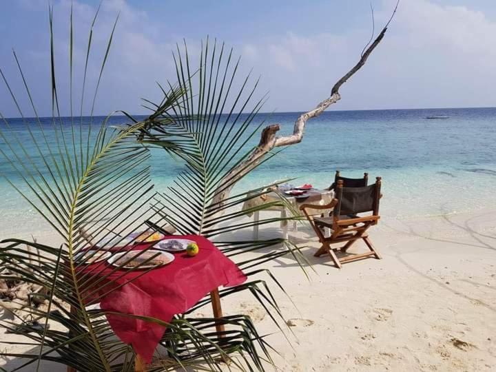 Himandhoo Travel & Stays ภายนอก รูปภาพ