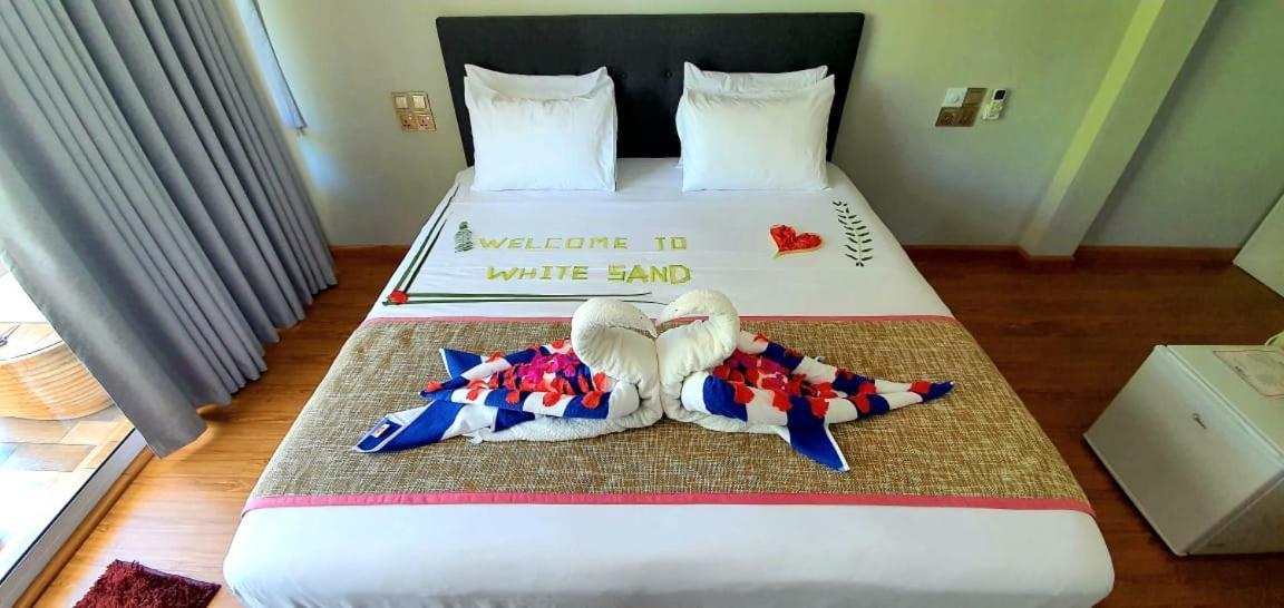 Himandhoo Travel & Stays ภายนอก รูปภาพ