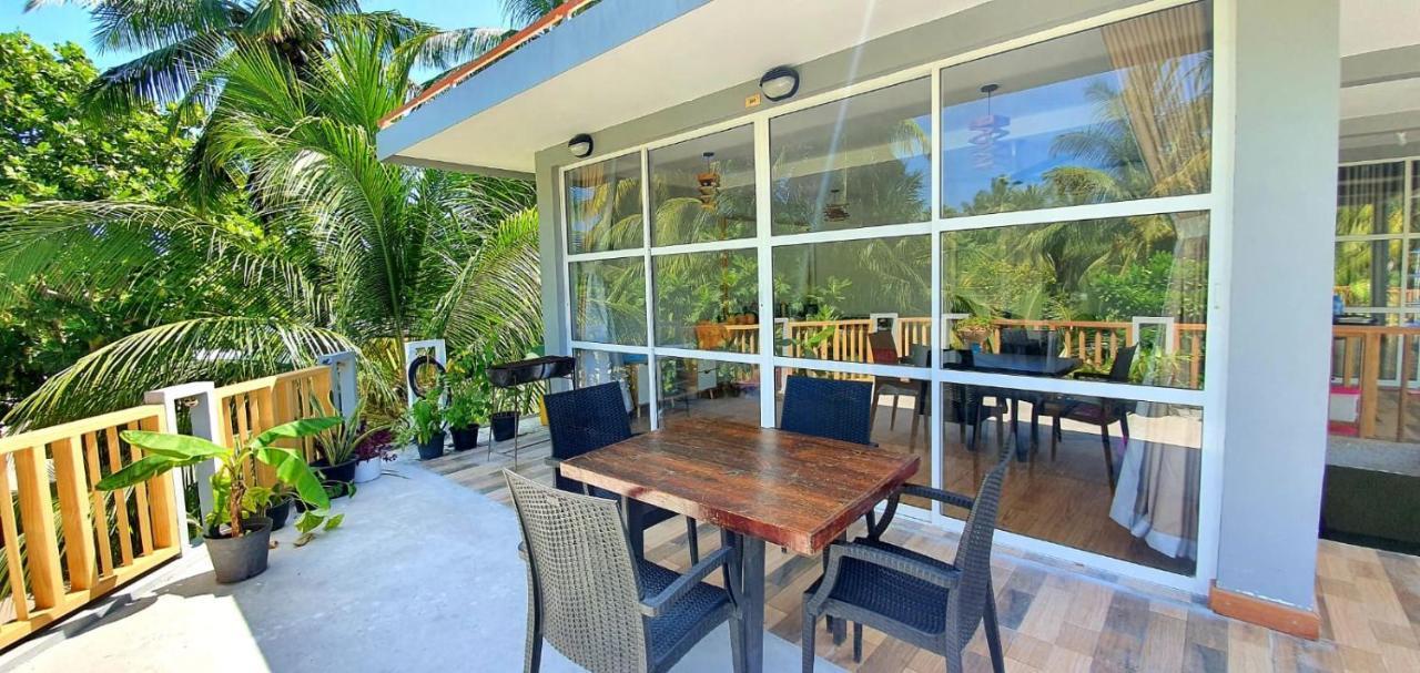 Himandhoo Travel & Stays ภายนอก รูปภาพ